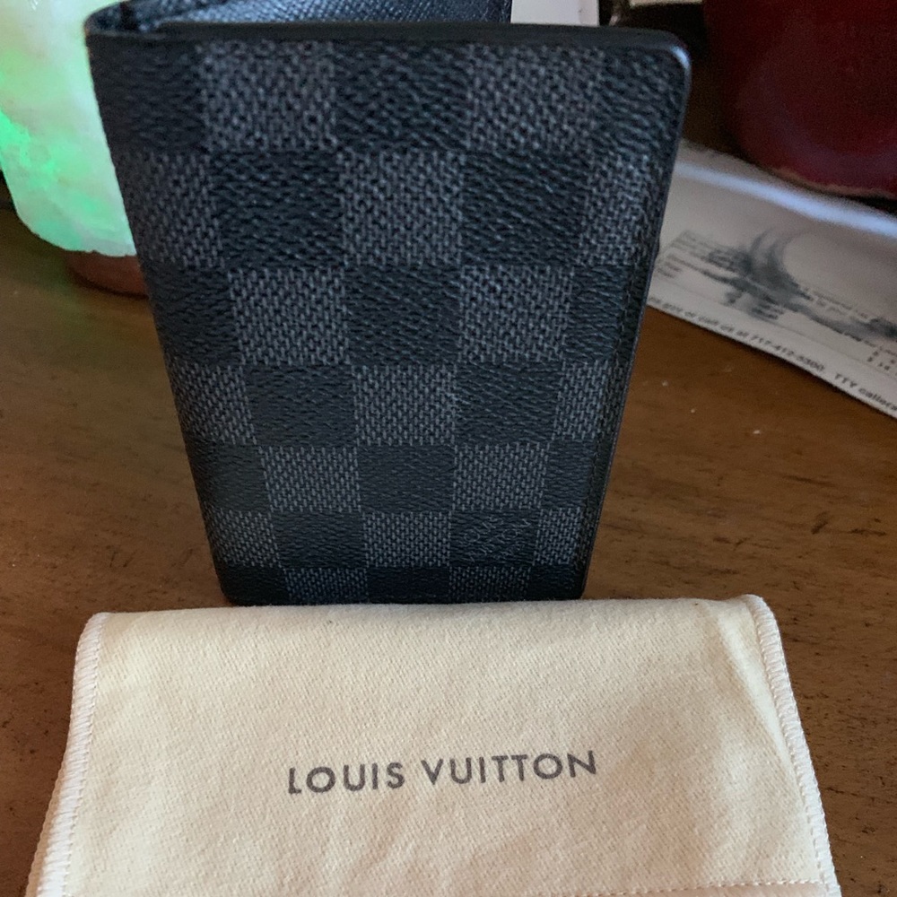 Louie Vuitton card holder/wallet